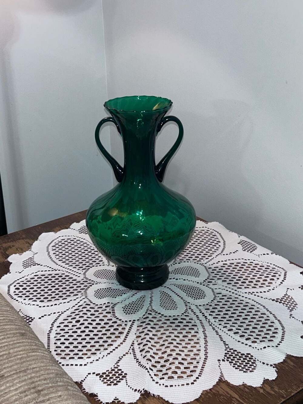 Vintage Mid-Century Italian Empoli Emerald Green Art Glass Two-Handle Vase